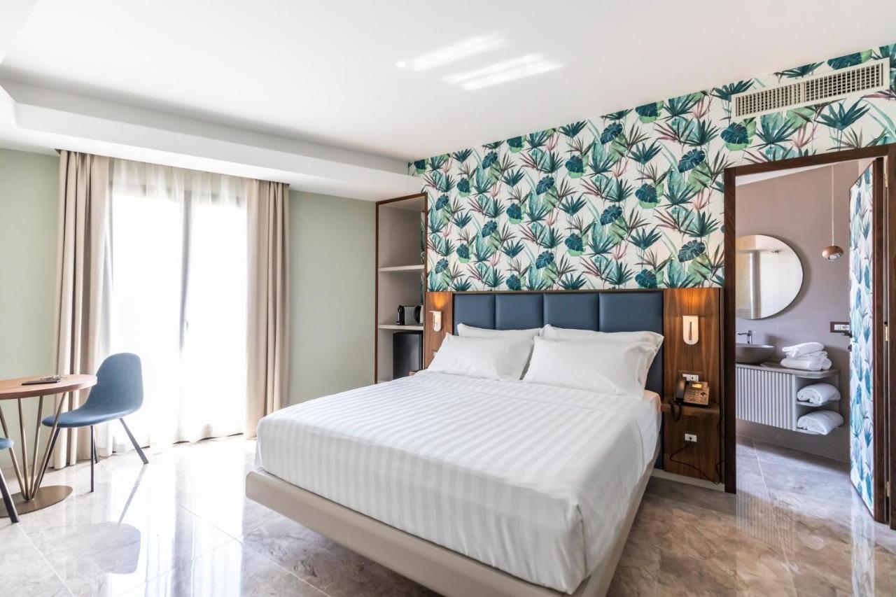 Solmaris Tropea Rooms & Suites Екстер'єр фото