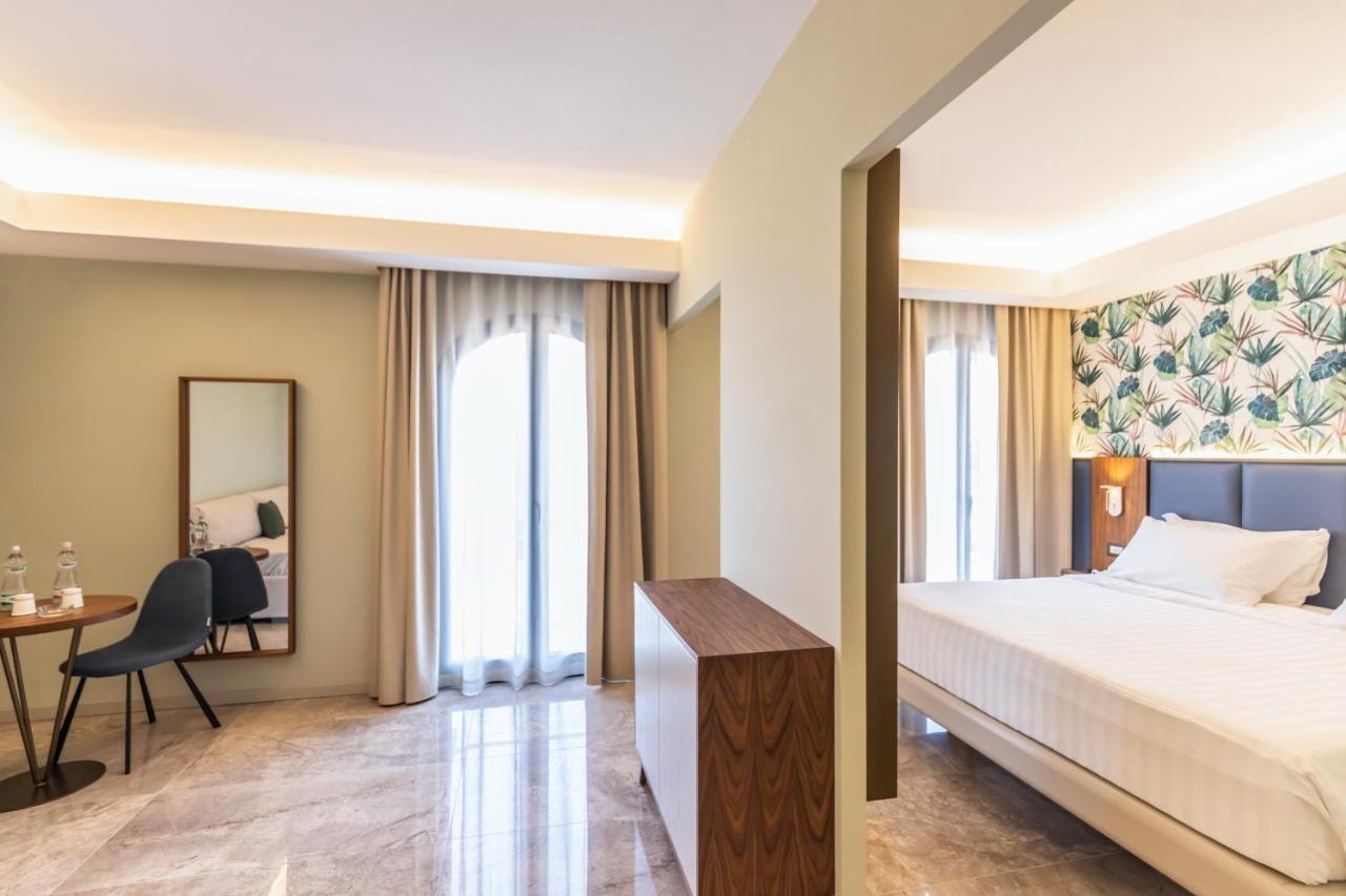 Solmaris Tropea Rooms & Suites Екстер'єр фото