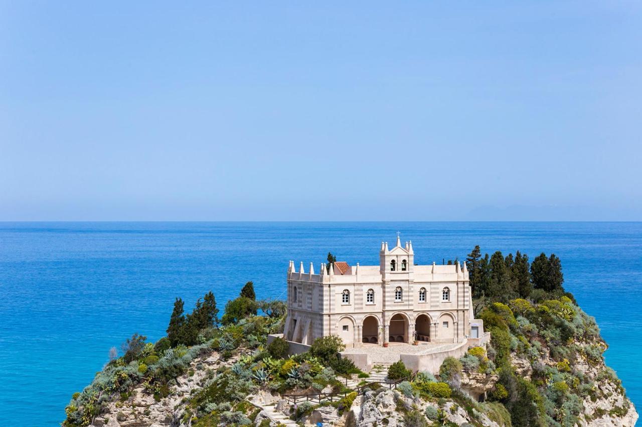 Solmaris Tropea Rooms & Suites Екстер'єр фото