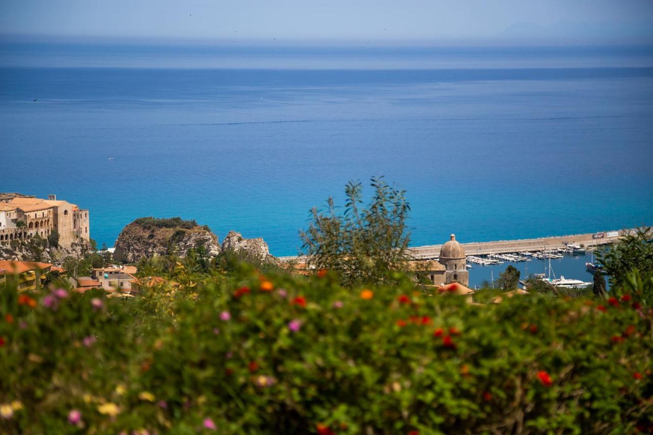 Solmaris Tropea Rooms & Suites Екстер'єр фото